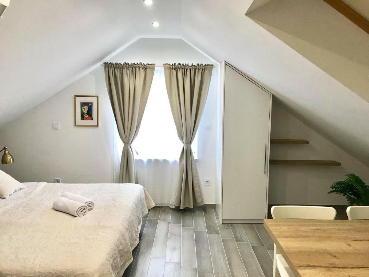 Апартаменты Cocoville Beach House- Макарска Экстерьер фото